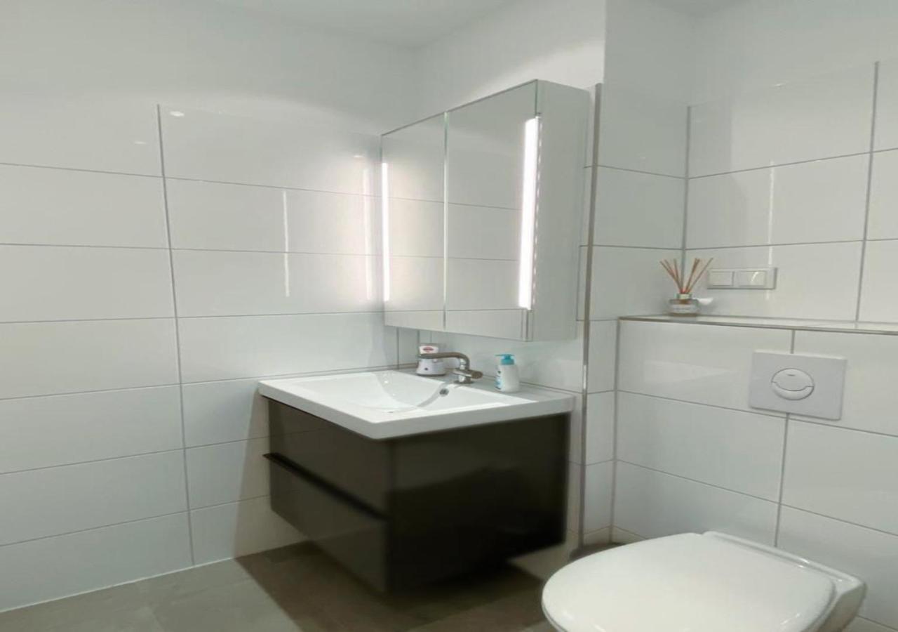 Apartment Im Zentrum Berlin Kudamm, City West ภายนอก รูปภาพ