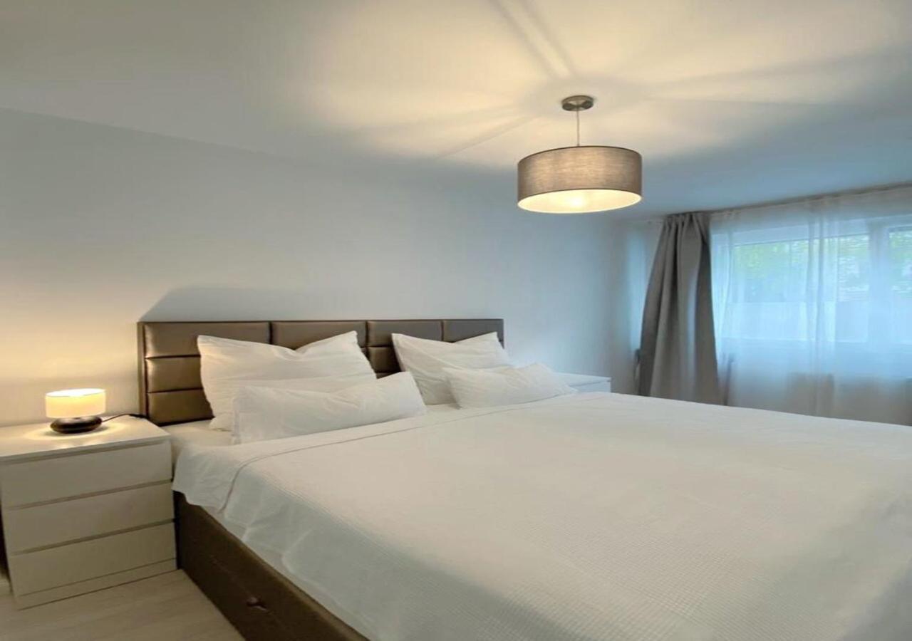 Apartment Im Zentrum Berlin Kudamm, City West ภายนอก รูปภาพ